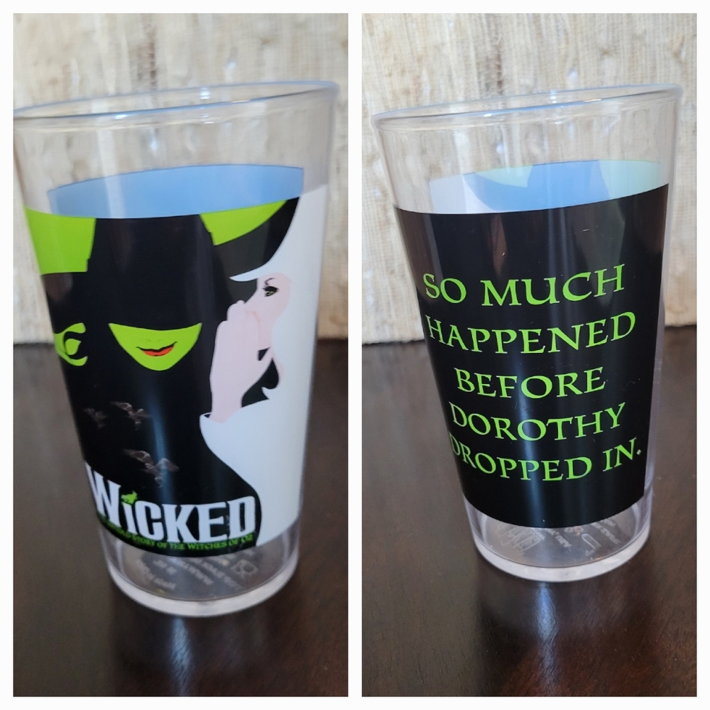 NYC Broadway's Wicked The Musical 16 fl oz. Souvenir Plastic Cup Tumbler